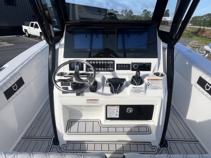 2026 Sea Fox 288 Commander
